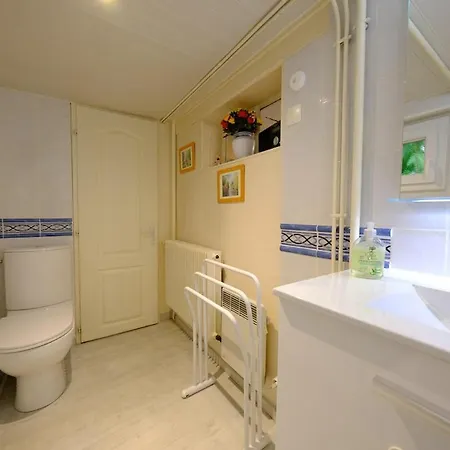 Maison Avec Jardin A 5 Min De Rouen - 4 Pers