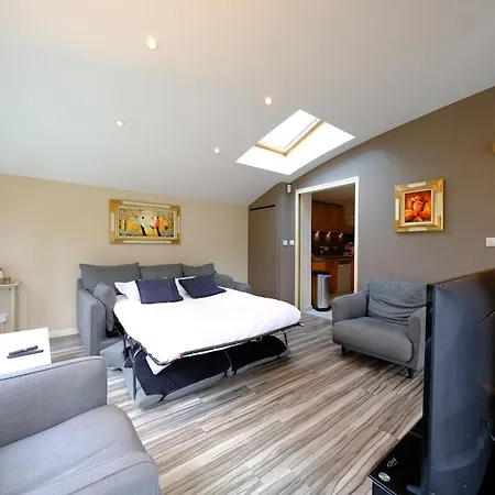 Maison Avec Jardin A 5 Min De Rouen - 4 Pers